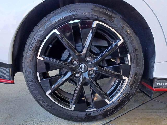 オーラ ニスモ プロパイロット 全方位運転支援 ドラレコ 純正9インチナビ アラウンドビューモニター AppleCarPlay フルセグ インテリジェントルームミラー 寒冷地仕様 1オーナー 禁煙 インテリキー(57枚目)