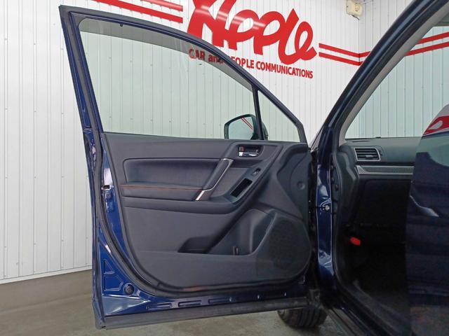 フォレスター Ｘ－ブレイク　アイサイトバージョン３　全車速追従クルーズコントロール　純正ナビ　ＤＶＤ再生　ＵＳＢ　Ｂｌｕｅｔｏｏｔｈオーディオ　フルセグ　バックモニター　黒ハーフレザーシート　前パワーシート　前後シートヒーター（44枚目）