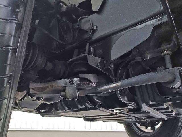 ハイエースバン ロングスーパーGL 禁煙 ディーゼルターボ 4WD 両側電動スライドドア ベットキット グッドイヤー ナスカー イーグル1 ナビ DVD再生 Bluetoothオーディオ フルセグ バックモニタ リヤクーラー&ヒーター(22枚目)