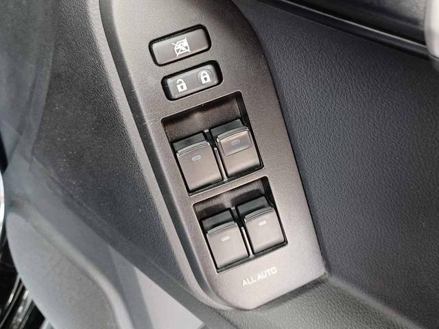 ランドクルーザープラド ＴＸ　衝突軽減ブレーキ　７人乗り　純正ナビ　フルセグ　バックモニター　Ｂｌｕｅｔｏｏｔｈ　ＥＴＣ２．０　ワンオーナー　禁煙車　スマートキー２個　ＬＥＤヘッド＆フォグ　ルーフレール　前後ソナー（34枚目）