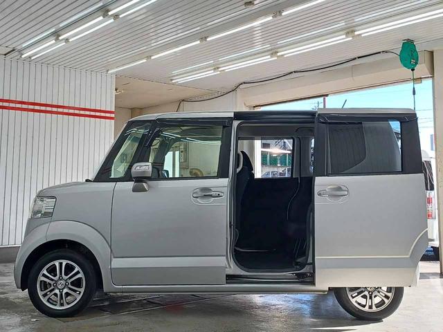 Ｎ－ＢＯＸ Ｇ　ＳＳパッケージ　ドラレコ　メモリーナビ　フルセグ　バックモニター　両側パワースライドドア　ＥＴＣ　スマートキー２個　禁煙車　純正アルミ（9枚目）