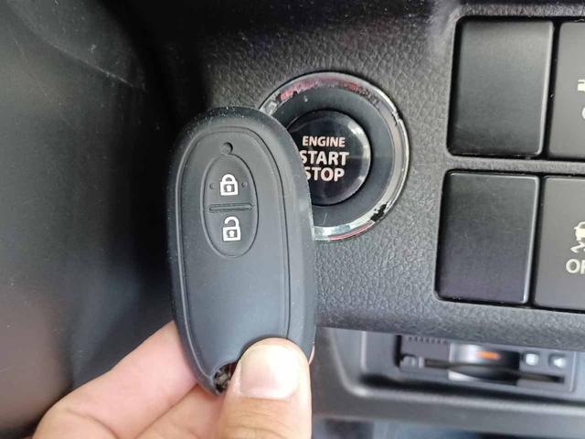 アルトターボＲＳ ベースグレード　衝突軽減ブレーキ　禁煙車　スマートキー２個　ＥＴＣ　シートヒーター　ＨＩＤ　純正１５ＡＷ　誤発進抑制（20枚目）