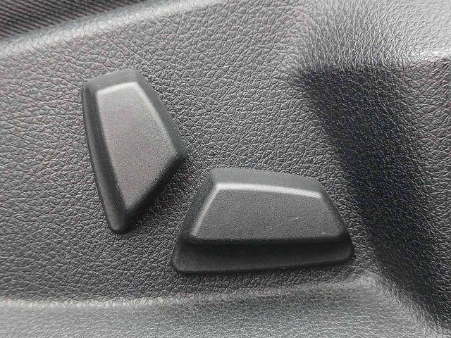 ５シリーズ ５２３ｉ　アイドリングストップ　ＤＳＣ　クルーズコントロール　クリアランスソナー　電動格納ミラー　純正ＨＤＤナビ　バックカメラ　ミラービルトインＥＴＣ　オートマチックホールド　禁煙（19枚目）