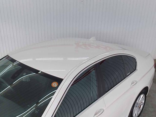 ５シリーズ ５２３ｉ　アイドリングストップ　ＤＳＣ　クルーズコントロール　クリアランスソナー　電動格納ミラー　純正ＨＤＤナビ　バックカメラ　ミラービルトインＥＴＣ　オートマチックホールド　禁煙（28枚目）