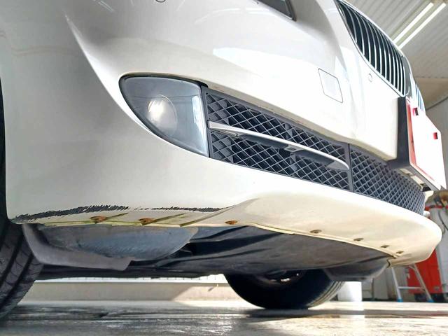 ５シリーズ ５２３ｉ　アイドリングストップ　ＤＳＣ　クルーズコントロール　クリアランスソナー　電動格納ミラー　純正ＨＤＤナビ　バックカメラ　ミラービルトインＥＴＣ　オートマチックホールド　禁煙（31枚目）