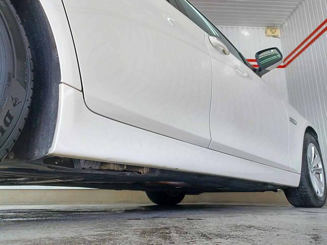 ５シリーズ ５２３ｉ　アイドリングストップ　ＤＳＣ　クルーズコントロール　クリアランスソナー　電動格納ミラー　純正ＨＤＤナビ　バックカメラ　ミラービルトインＥＴＣ　オートマチックホールド　禁煙（33枚目）