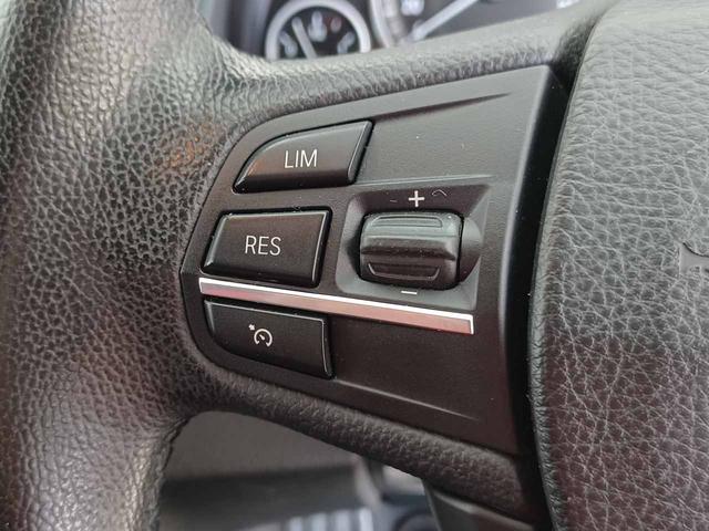 ５シリーズ ５２３ｉ　アイドリングストップ　ＤＳＣ　クルーズコントロール　クリアランスソナー　電動格納ミラー　純正ＨＤＤナビ　バックカメラ　ミラービルトインＥＴＣ　オートマチックホールド　禁煙（49枚目）