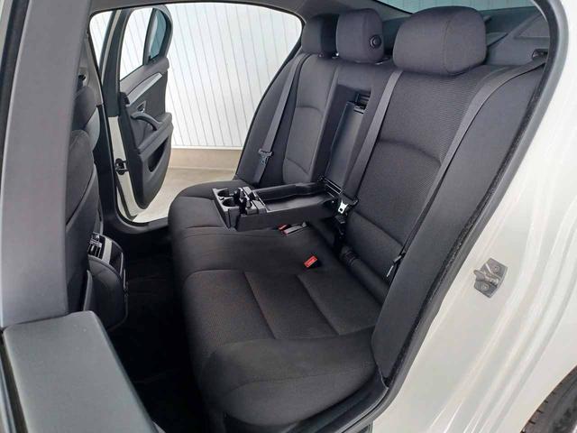 ５シリーズ ５２３ｉ　アイドリングストップ　ＤＳＣ　クルーズコントロール　クリアランスソナー　電動格納ミラー　純正ＨＤＤナビ　バックカメラ　ミラービルトインＥＴＣ　オートマチックホールド　禁煙（65枚目）