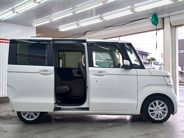 Ｎ－ＢＯＸ Ｇ・Ｌホンダセンシング　衝突軽減ブレーキ　純正ナビ　フルセグＴＶ　アップルカープレイ　バックカメラ　Ｂｌｕｅｔｏｏｔｈ　ドラレコ　ＥＴＣ　前席シートヒーター　片側電動スライドドア　スマートキー２個　プッシュスタート　禁煙車（5枚目）