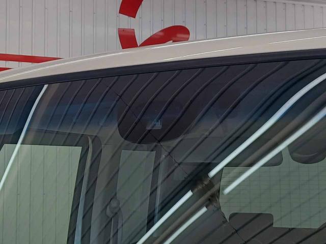 N-BOXカスタム G・ターボLパッケージ 衝突被害軽減ブレーキ 両側電動スライドドア HIDヘッドライト クルーズコントロール 純正8インチナビ バックカメラ Bluetooth ETC パドルシフト プッシュスタート スマートキー2個 禁煙(5枚目)