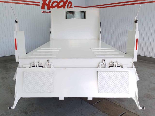 デュトロ 　ローダーダンプ　極東開発ＤＣ０３－２３０　３ｔ４ナンバー　６ＭＴ　トランクションコントロール　衝突軽減ブレーキ　車線逸脱警報　前ソナー　地上高前９１ｃｍ後９４ｃｍ　坂道発進補助　リアＷタイヤ（11枚目）