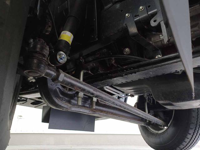 デュトロ 　ローダーダンプ　極東開発ＤＣ０３－２３０　３ｔ４ナンバー　６ＭＴ　トランクションコントロール　衝突軽減ブレーキ　車線逸脱警報　前ソナー　地上高前９１ｃｍ後９４ｃｍ　坂道発進補助　リアＷタイヤ（32枚目）