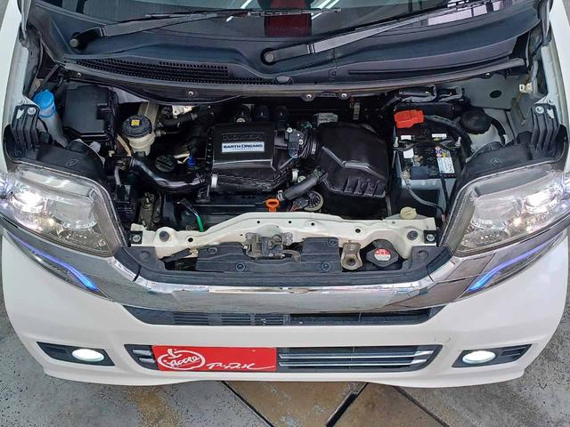 Ｎ－ＢＯＸカスタム Ｇ・Ｌパッケージ　ワンオーナ　禁煙車　スマートキー２個　純正ナビ　フルセグ　Ｂｌｕｅｔｏｏｔｈ　バックモニター　ＣＤ＆ＤＶＤ再生　パワースライドドア　オートライト　ＨＩＤ　フォグランプ　純正１４ＡＷ（2枚目）