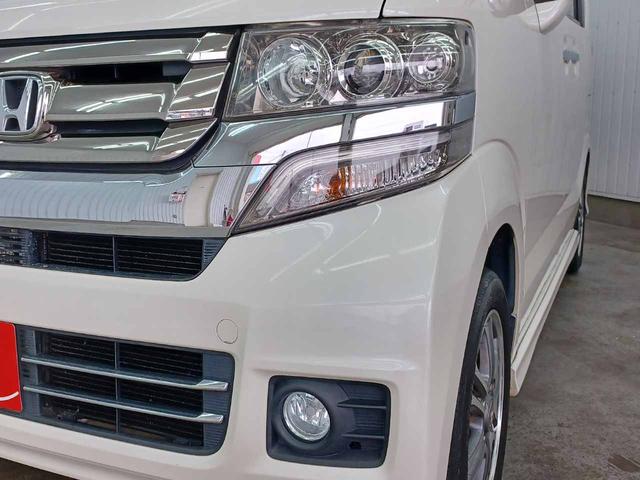 Ｎ－ＢＯＸカスタム Ｇ・Ｌパッケージ　ワンオーナ　禁煙車　スマートキー２個　純正ナビ　フルセグ　Ｂｌｕｅｔｏｏｔｈ　バックモニター　ＣＤ＆ＤＶＤ再生　パワースライドドア　オートライト　ＨＩＤ　フォグランプ　純正１４ＡＷ（5枚目）