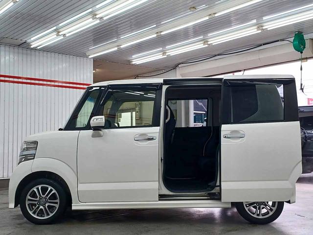 Ｎ－ＢＯＸカスタム Ｇ・Ｌパッケージ　ワンオーナ　禁煙車　スマートキー２個　純正ナビ　フルセグ　Ｂｌｕｅｔｏｏｔｈ　バックモニター　ＣＤ＆ＤＶＤ再生　パワースライドドア　オートライト　ＨＩＤ　フォグランプ　純正１４ＡＷ（9枚目）