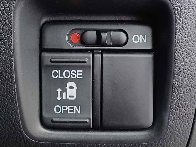 Ｎ－ＢＯＸカスタム Ｇ・Ｌパッケージ　ワンオーナ　禁煙車　スマートキー２個　純正ナビ　フルセグ　Ｂｌｕｅｔｏｏｔｈ　バックモニター　ＣＤ＆ＤＶＤ再生　パワースライドドア　オートライト　ＨＩＤ　フォグランプ　純正１４ＡＷ（21枚目）