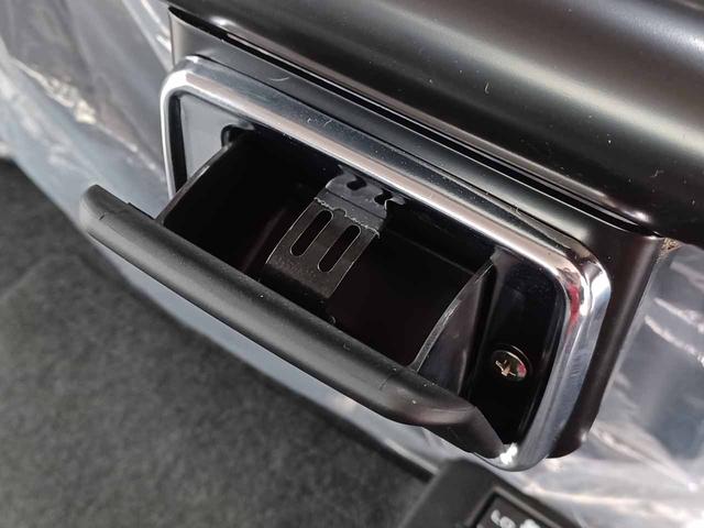 キャンター Wキャブ 2t積み 全低床 オートマ フル液晶メーター アクティブブレーキアシスト 車線逸脱防止 リアビューカメラ ステアリングスイッチ リアヒーター 荷寸長211幅160アオリ38cm 禁煙(68枚目)