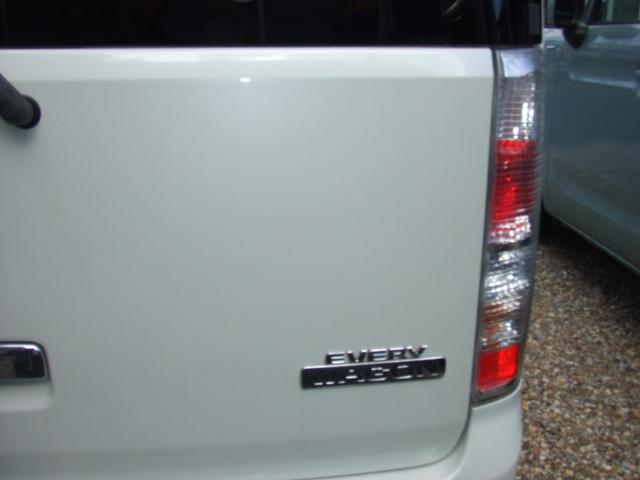 エブリイワゴン ＰＺターボ　ターボ車　片側電動スライドドア　ワンセグＴＶ　メモリーナビ　ＥＴＣ　ヘッドライトレベライザー　キーレス　電動格納ミラー　助手席側エアバック　運転席エアバック（15枚目）