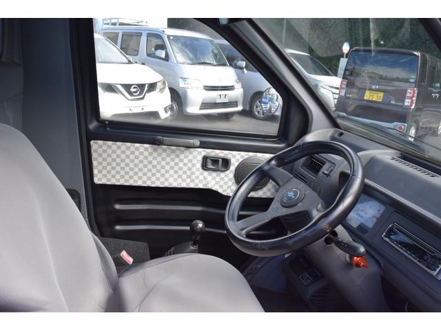 ミゼットII Ｄタイプ　４速ミッション　エアコン　全塗装ブラック　ＣＤデッキ　社外ステアリング（15枚目）