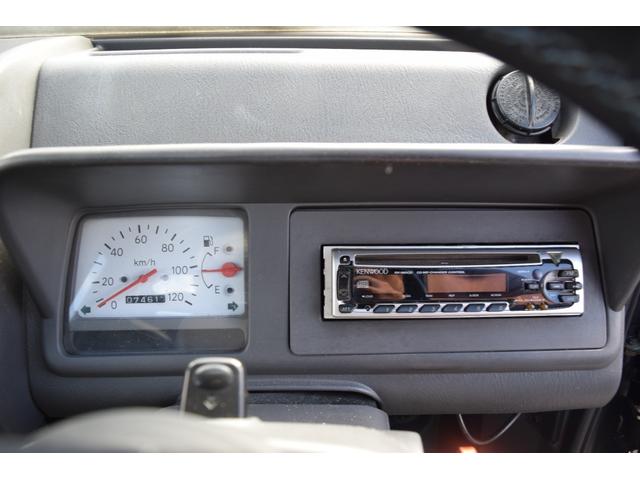 ミゼットII Ｄタイプ　４速ミッション　エアコン　全塗装ブラック　ＣＤデッキ　社外ステアリング（18枚目）