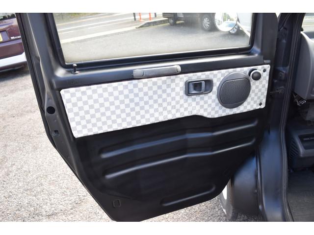 ミゼットII Ｄタイプ　４速ミッション　エアコン　全塗装ブラック　ＣＤデッキ　社外ステアリング（20枚目）