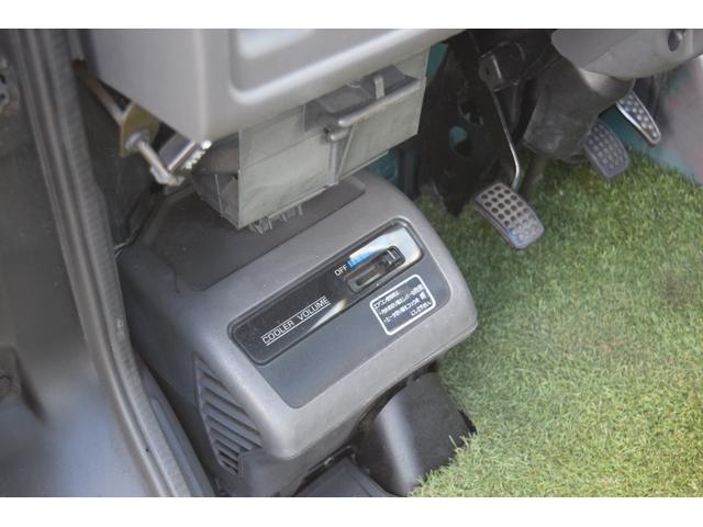 ミゼットII Ｄタイプ　４速ミッション　エアコン　全塗装ブラック　ＣＤデッキ　社外ステアリング（22枚目）