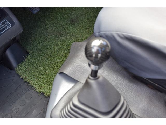 ミゼットII Ｄタイプ　４速ミッション　エアコン　全塗装ブラック　ＣＤデッキ　社外ステアリング（23枚目）