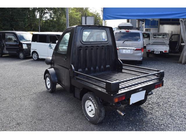 ミゼットII Ｄタイプ　４速ミッション　エアコン　全塗装ブラック　ＣＤデッキ　社外ステアリング（28枚目）