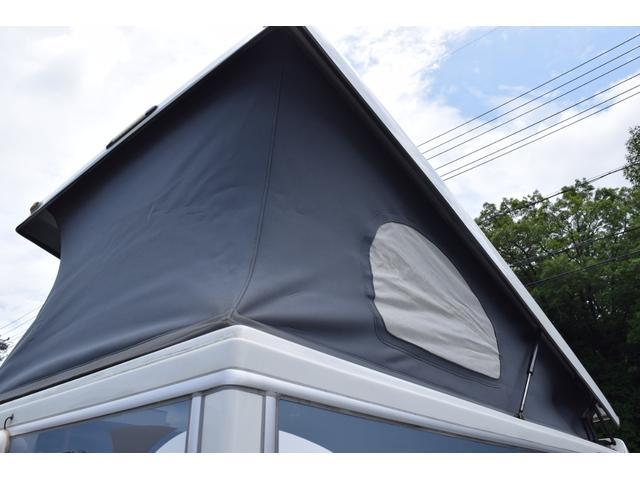 クリッパートラック 　軽キャン　東和モータスＩＮＤＹ１０８　４人乗　ポップアップルーフ　サイドギャレーシンク　サブバッテリー走行充電　外部電源インバーター　デジタルインナーミラー　フルセグＴＶ　ナビ　バックカメラ（13枚目）