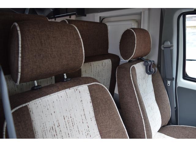 クリッパートラック 　軽キャン　東和モータスＩＮＤＹ１０８　４人乗　ポップアップルーフ　サイドギャレーシンク　サブバッテリー走行充電　外部電源インバーター　デジタルインナーミラー　フルセグＴＶ　ナビ　バックカメラ（26枚目）