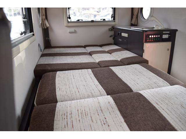 クリッパートラック 　軽キャン　東和モータスＩＮＤＹ１０８　４人乗　ポップアップルーフ　サイドギャレーシンク　サブバッテリー走行充電　外部電源インバーター　デジタルインナーミラー　フルセグＴＶ　ナビ　バックカメラ（48枚目）