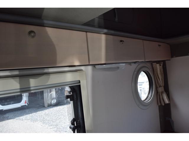 クリッパートラック 　軽キャン　東和モータスＩＮＤＹ１０８　４人乗　ポップアップルーフ　サイドギャレーシンク　サブバッテリー走行充電　外部電源インバーター　デジタルインナーミラー　フルセグＴＶ　ナビ　バックカメラ（57枚目）