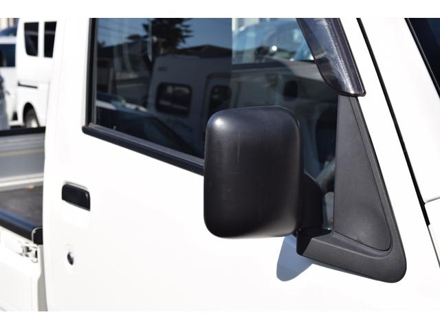 サンバートラック 　ダンプ　４ＷＤ　５速ミッション　エアコン　パワステ　助手席側エアバック　運転席エアバック（12枚目）