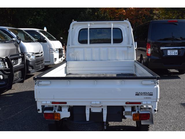 サンバートラック 　ダンプ　４ＷＤ　５速ミッション　エアコン　パワステ　助手席側エアバック　運転席エアバック（16枚目）
