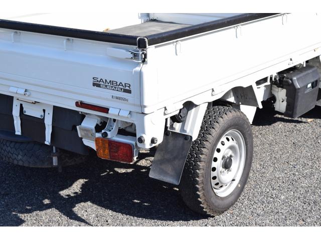 サンバートラック 　ダンプ　４ＷＤ　５速ミッション　エアコン　パワステ　助手席側エアバック　運転席エアバック（18枚目）