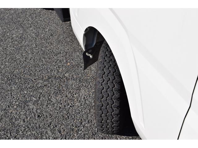 サンバートラック 　ダンプ　４ＷＤ　５速ミッション　エアコン　パワステ　助手席側エアバック　運転席エアバック（28枚目）