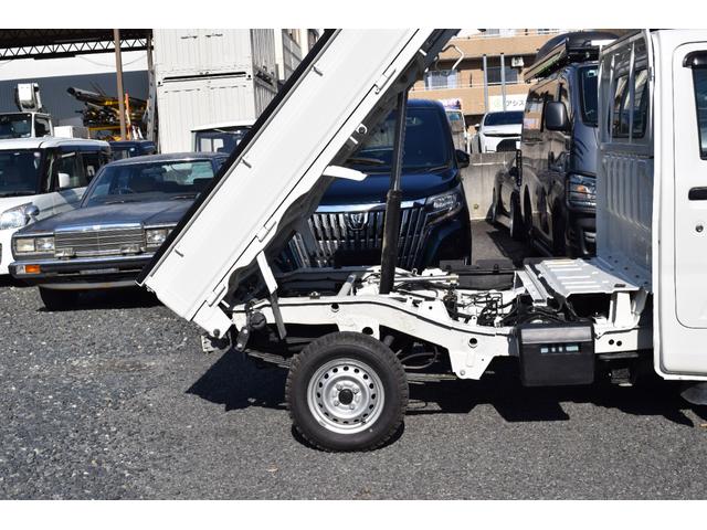 サンバートラック 　ダンプ　４ＷＤ　５速ミッション　エアコン　パワステ　助手席側エアバック　運転席エアバック（32枚目）