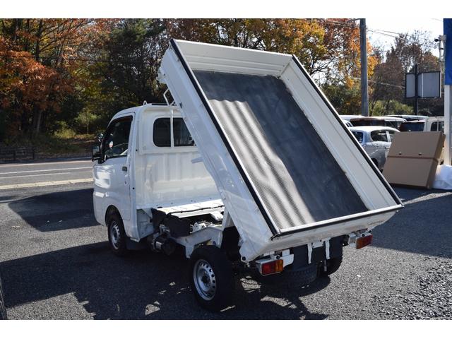 サンバートラック 　ダンプ　４ＷＤ　５速ミッション　エアコン　パワステ　助手席側エアバック　運転席エアバック（37枚目）