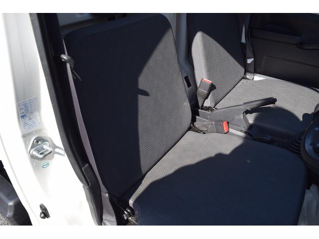 サンバートラック 　ダンプ　４ＷＤ　５速ミッション　エアコン　パワステ　助手席側エアバック　運転席エアバック（47枚目）