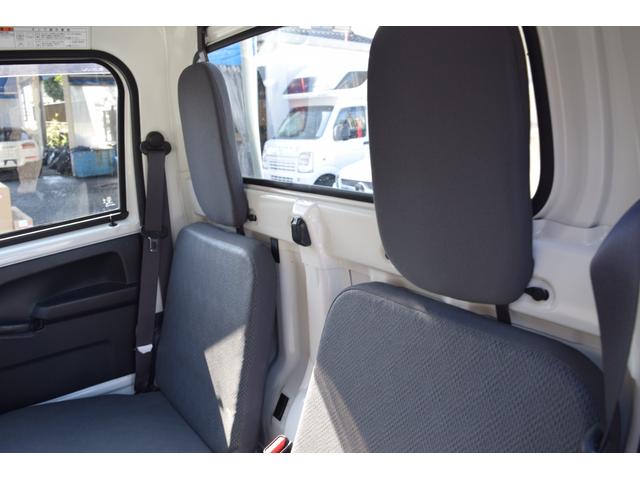 サンバートラック 　ダンプ　４ＷＤ　５速ミッション　エアコン　パワステ　助手席側エアバック　運転席エアバック（60枚目）