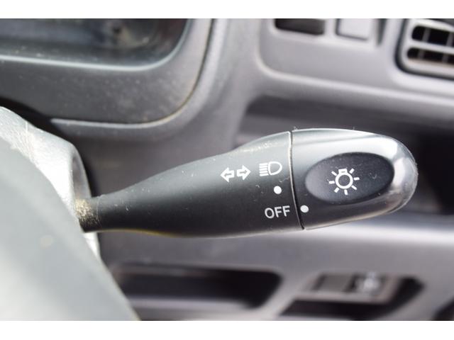 キャリイトラック KC 4WD オートマ車両 エアコン パワステ 3方開 ヘッドライトレベライザー(46枚目)