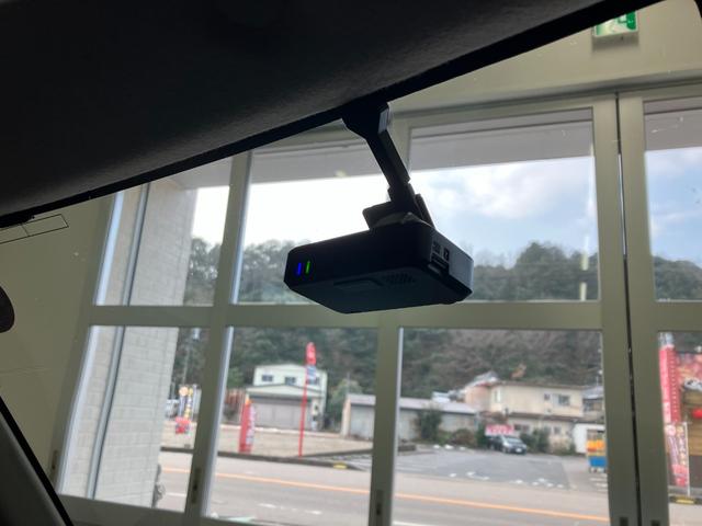 トール Ｇ　ＳＡＩＩ　ドライブレコーダー　ＥＴＣ　ナビ　ＴＶ　両側電動スライドドア　クリアランスソナー　オートクルーズコントロール　衝突被害軽減システム　オートライト　スマートキー　アイドリングストップ　ＣＶＴ（10枚目）