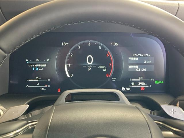 ＧＸ ＧＸ５５０　オーバートレイル＋　登録済未使用車　サンルーフ　マークレビンソンサウンド　全方位カメラ　デジタルインナーミラー　パワーバックドア　トーイングヒッチ　Ｖ３５Ａ型Ｖ６ツインターボガソリンエンジン　１０速オートマ　４ＷＤ（9枚目）