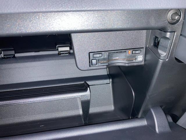 ＧＸ ＧＸ５５０　オーバートレイル＋　登録済未使用車　サンルーフ　マークレビンソンサウンド　全方位カメラ　デジタルインナーミラー　パワーバックドア　トーイングヒッチ　Ｖ３５Ａ型Ｖ６ツインターボガソリンエンジン　１０速オートマ　４ＷＤ（11枚目）