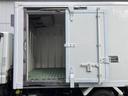 キャンター 冷蔵冷凍車 FBA00 東プレ 低温冷凍車 -30℃〜+30℃設定 冷媒R404A スタンバイ装置付 オートマ 4P10ディーゼル 左サイド扉有 バックモニター 最大積載量1500kg(5枚目)