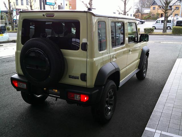 ジムニーノマド ＦＣ　ＦＣ（４名）４ＷＤ　登録済み未使用者です。（5枚目）