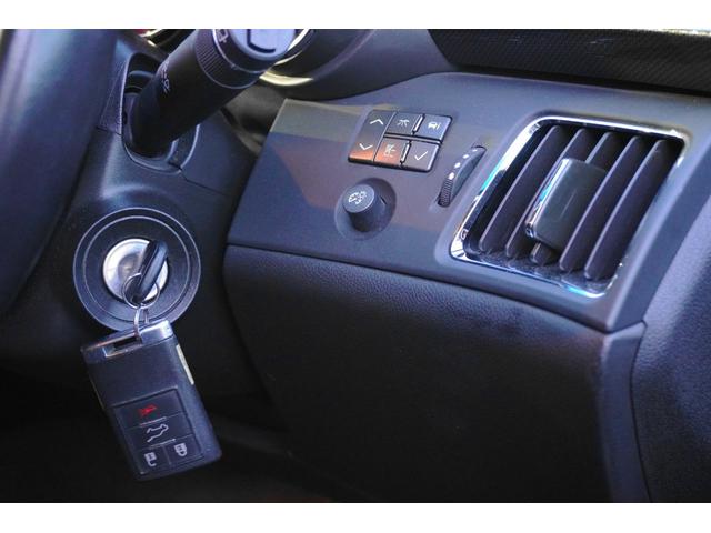 キャデラックＣＴＳスポーツワゴン ３．０ラグジュアリー　純正ＨＤＤナビ　革シート　パワーシート　キーレス　ＨＩＤ　ブラック　バックドア　ＥＴＣ　オートエアコン　パワーウィンドウ（31枚目）