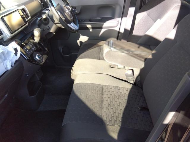 ピクシスメガ Ｇターボ　ＳＡＩＩ　ターボ　４ＷＤ　スマートキー　プッシュスタート　ドライブレコーダー　ＥＴＣ　フルセグナビ　ＬＥＤヘッド　両側パワースライド　運転席シートヒーター　オートライト（21枚目）