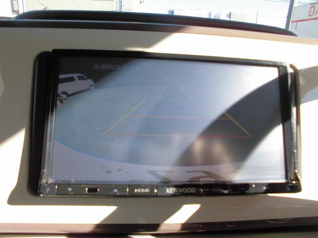 ムーヴキャンバス Ｘリミテッドメイクアップ　ＳＡＩＩ　ワンオーナー　シートヒーター　両側パワースライド　キーフリー　バックカメラ　ＥＴＣ　社外フルセグメモリーナビ（16枚目）