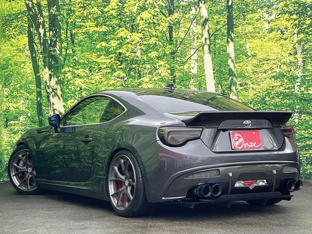 ８６ ＧＴ　ドライブレコーダー　バックカメラ　ＴＶ　オートクルーズコントロール　ＭＴ　ＬＥＤヘッドランプ　スマートキー　電動格納ミラー　アルミホイール　盗難防止システム　衝突安全ボディ　ＡＢＳ　ＥＳＣ（5枚目）